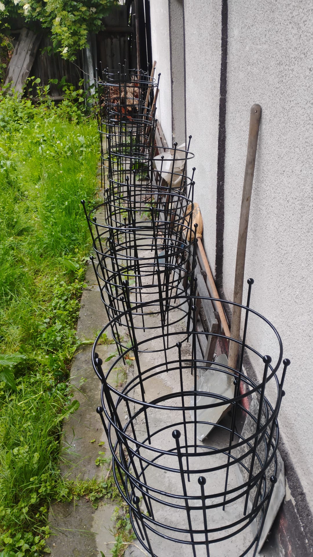 Výroba kovových opôr pre hortenzie a pivónie – fotografia 29